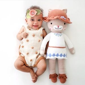 Cuddle and Kind Chelsea the Cat 20"